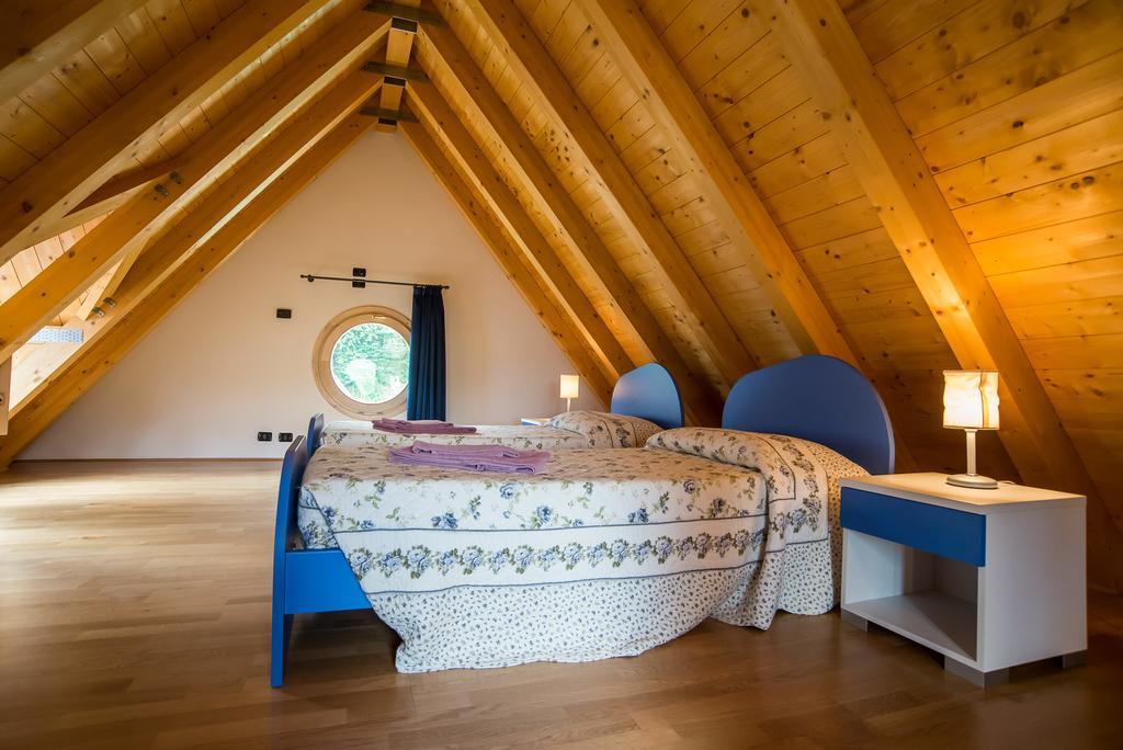 Case Vacanza Orchidea Coreglia Antelminelli Room photo